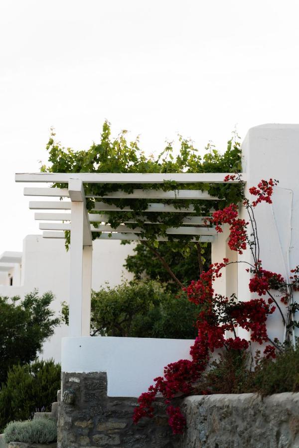Rhenia Hotel Tourlos Luaran gambar