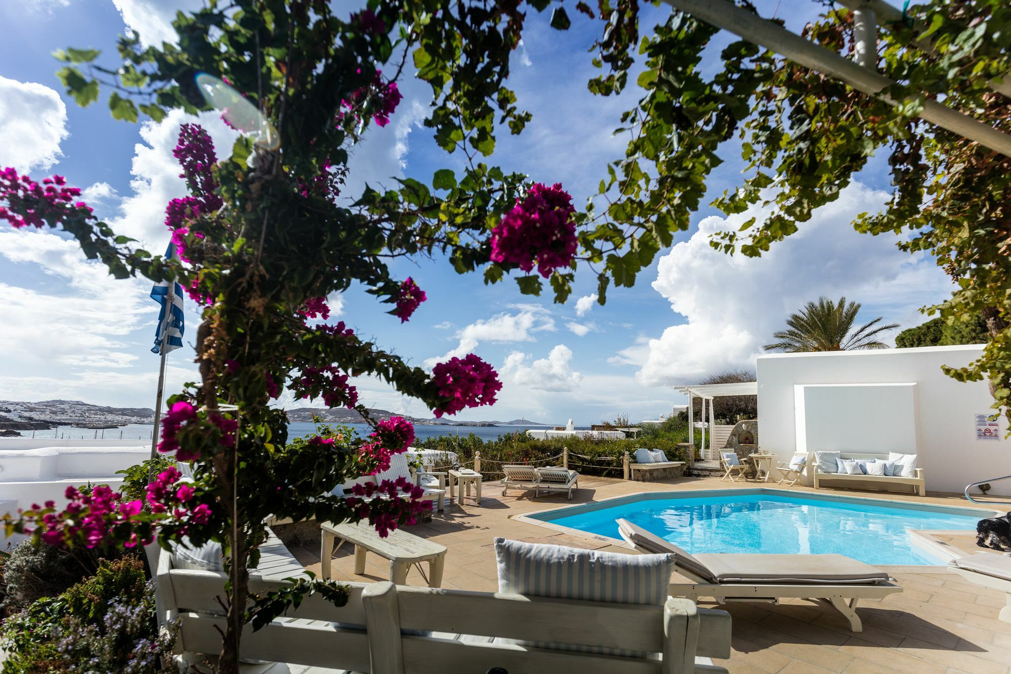 Rhenia Hotel Tourlos Luaran gambar