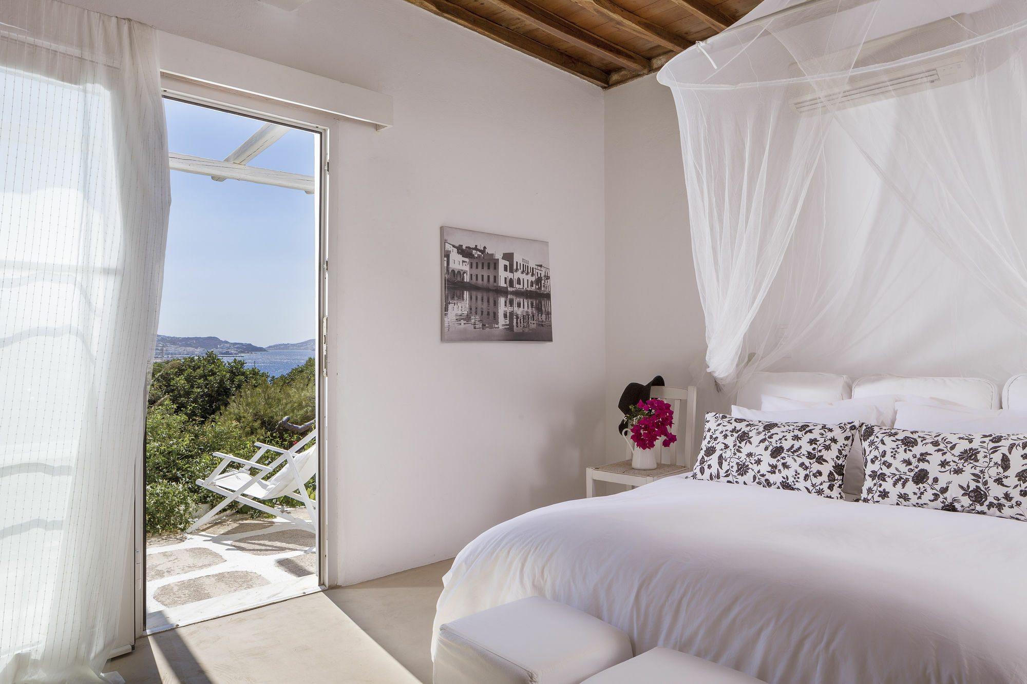 Rhenia Hotel Tourlos Luaran gambar